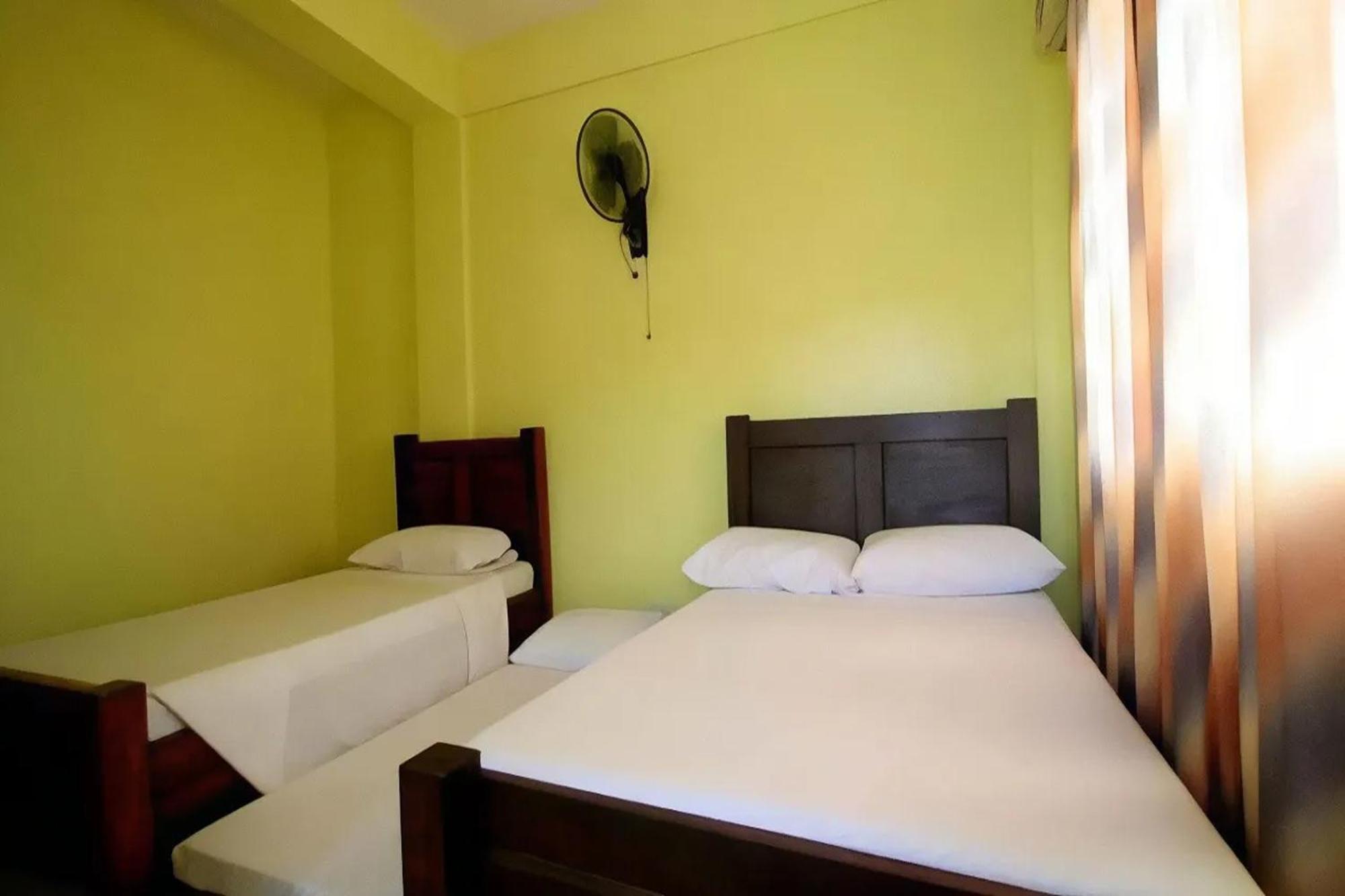 Luis Bay Travellers Lodge Coron Dış mekan fotoğraf